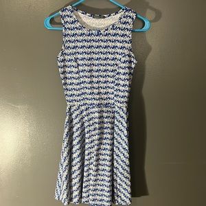 Soprano Zigzag Blue & White A-line Dress (Size S)